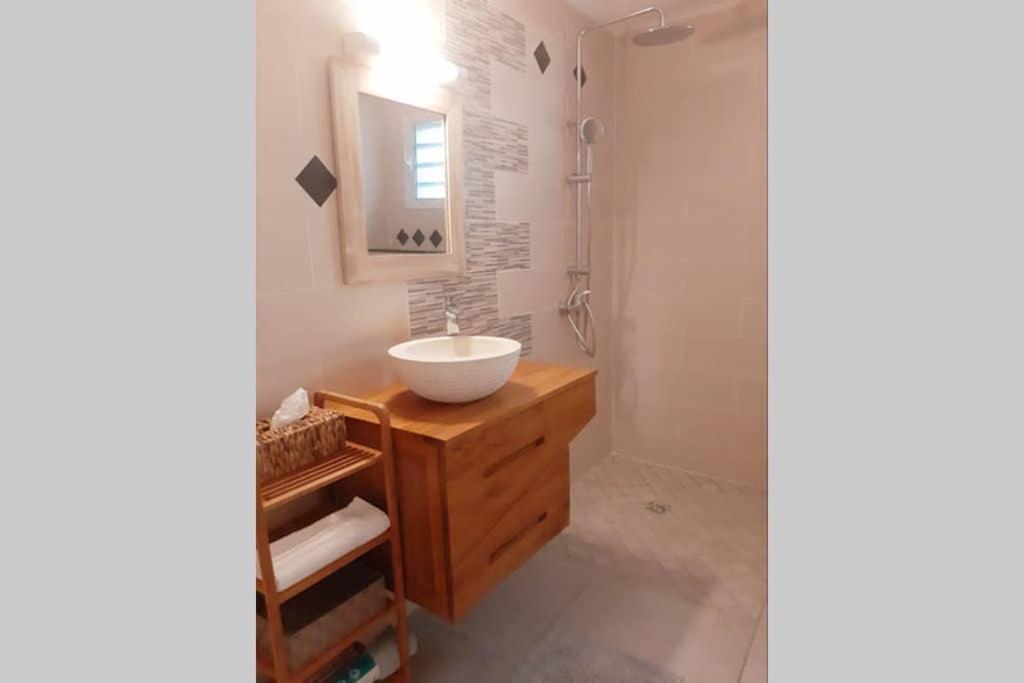 Les Orchidees Apartman Petit-Bourg Kültér fotó